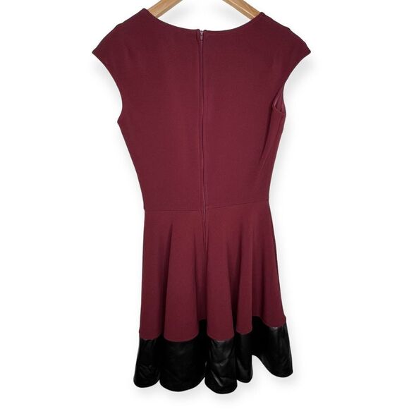 B. Darlin Skater Dress Faux Leather Trim Flare Skirt Whimsygoth‎ Size 5 / 6 - Picture 4 of 6